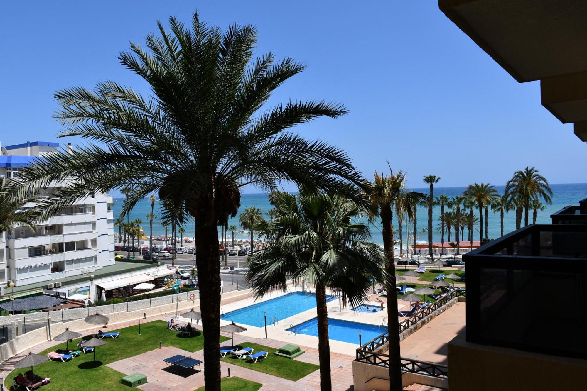 Apartamento Turistico Aloha Playa Benalmádena Exterior foto